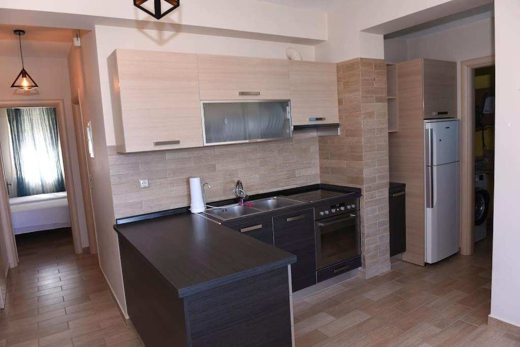 Katerina Luxury Suites Elia  エクステリア 写真