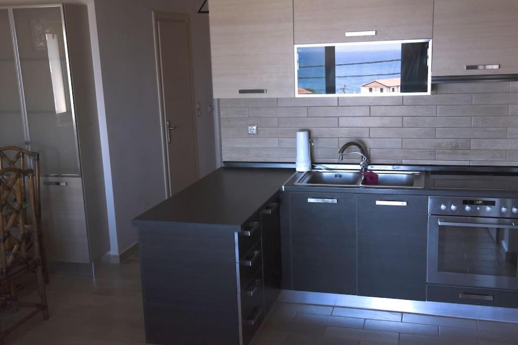 Katerina Luxury Suites Elia  エクステリア 写真